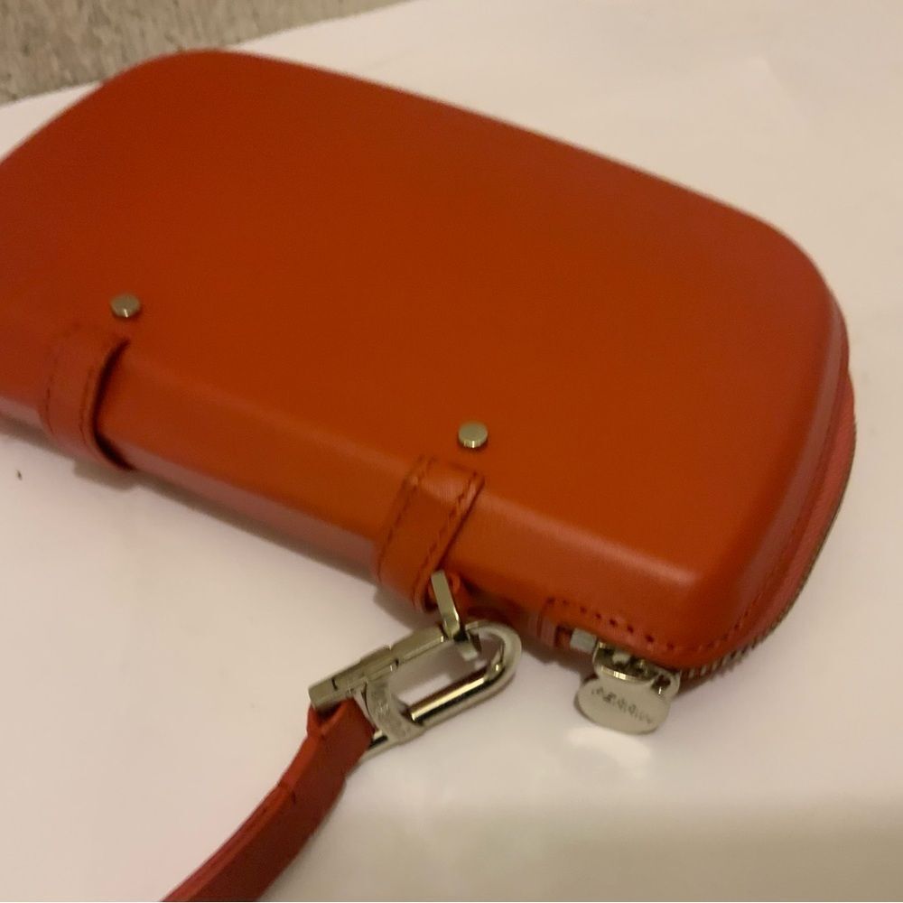 New Perrin mini orange metallic leather clutch/wristlet NWOT - Picture 4 of 8